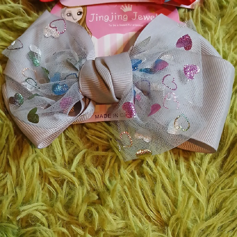 Red and‎ White Girls Hair Bows